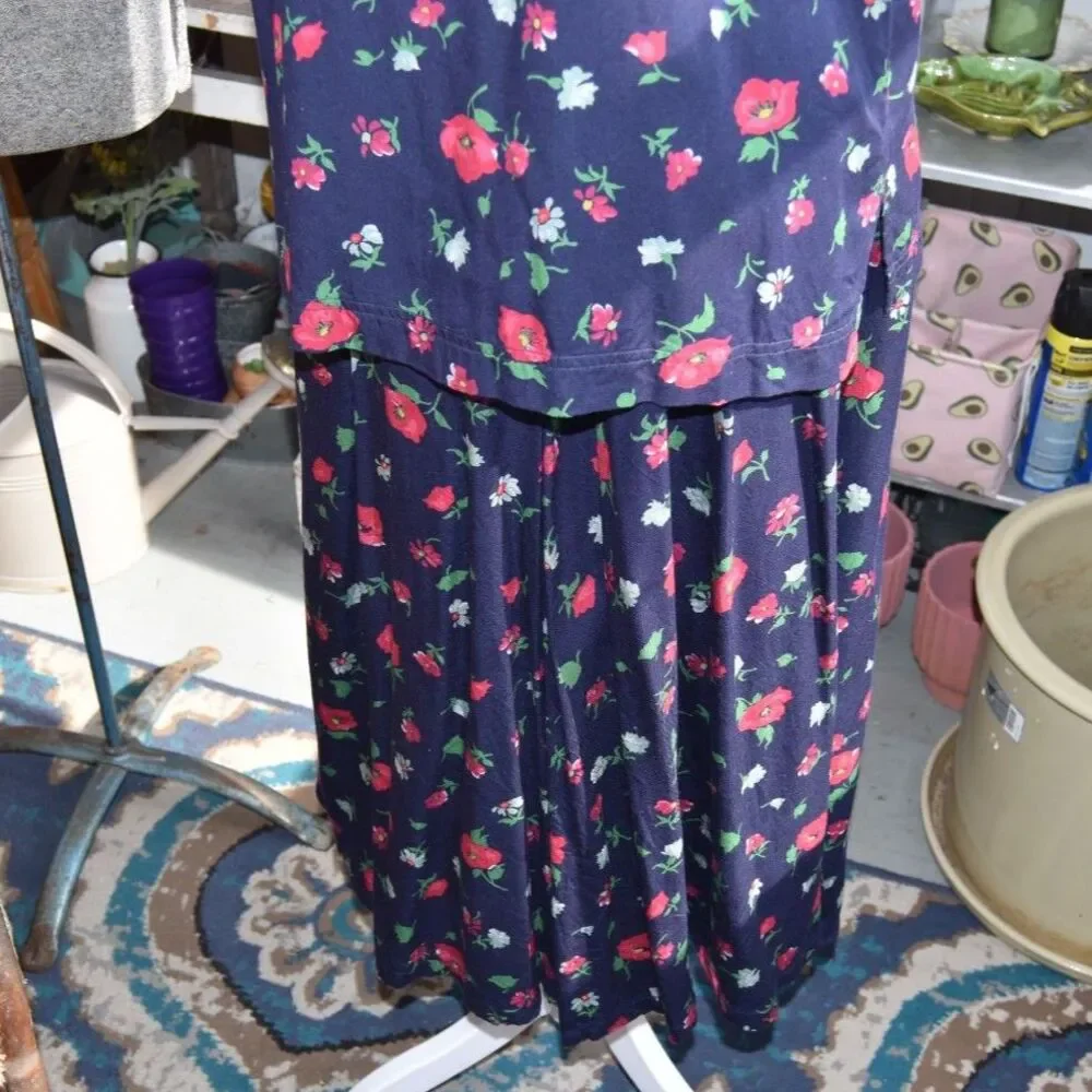 Vintage 90s LizSport Floral Rayon 2 Pc Skirt Set Navy Red Flowers Size M